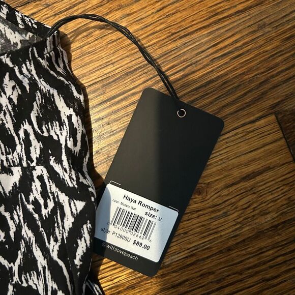 New Peach Romper - Picture 3 of 5